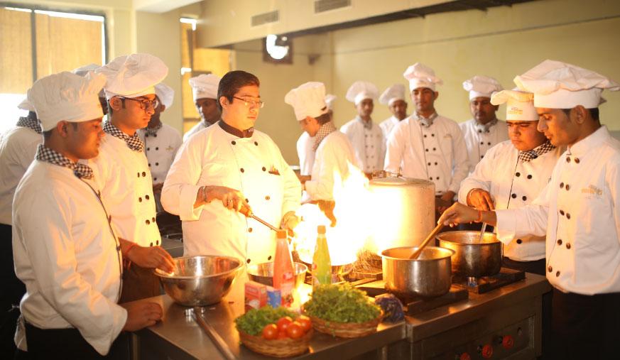 Bachelor in Hotel Management